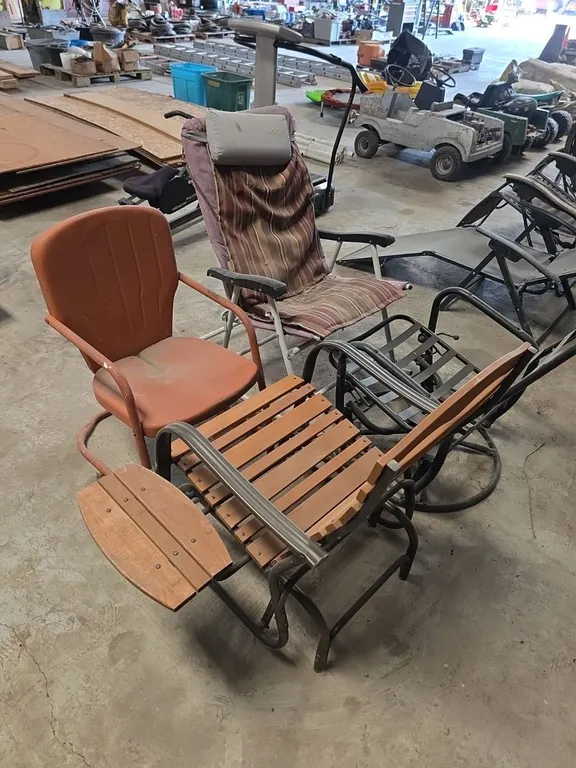 Qty 4 assorted yard chairs