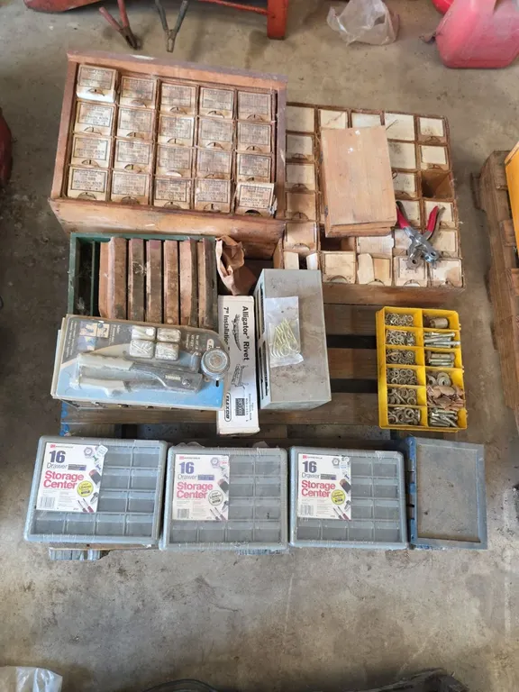 Quantity of organizers, drawer units, some with contents some unused