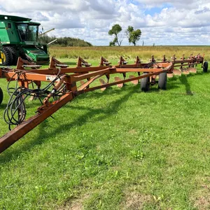 International 800 Automatic 16btm plow