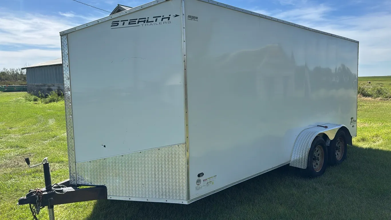 2013 Stealth 18.5' tandem axle enclosed trailer