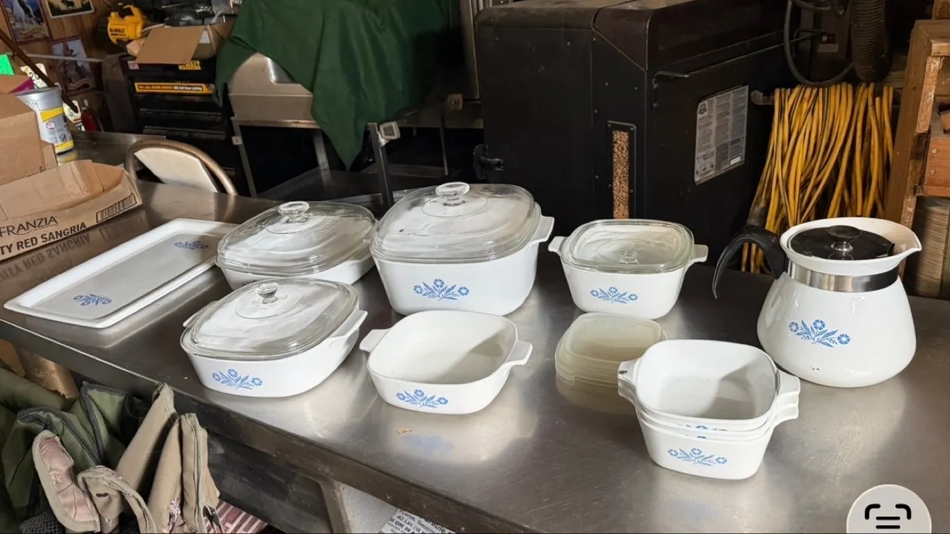 Corning Ware collection - 4 boxes