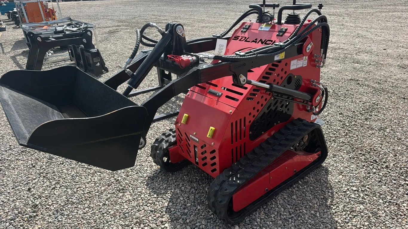 ID 1068 Mini Skid Steer