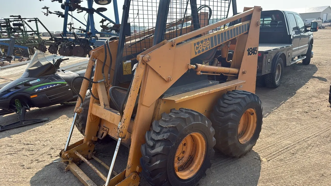 ID 1089 Case 1845 Skid Steer