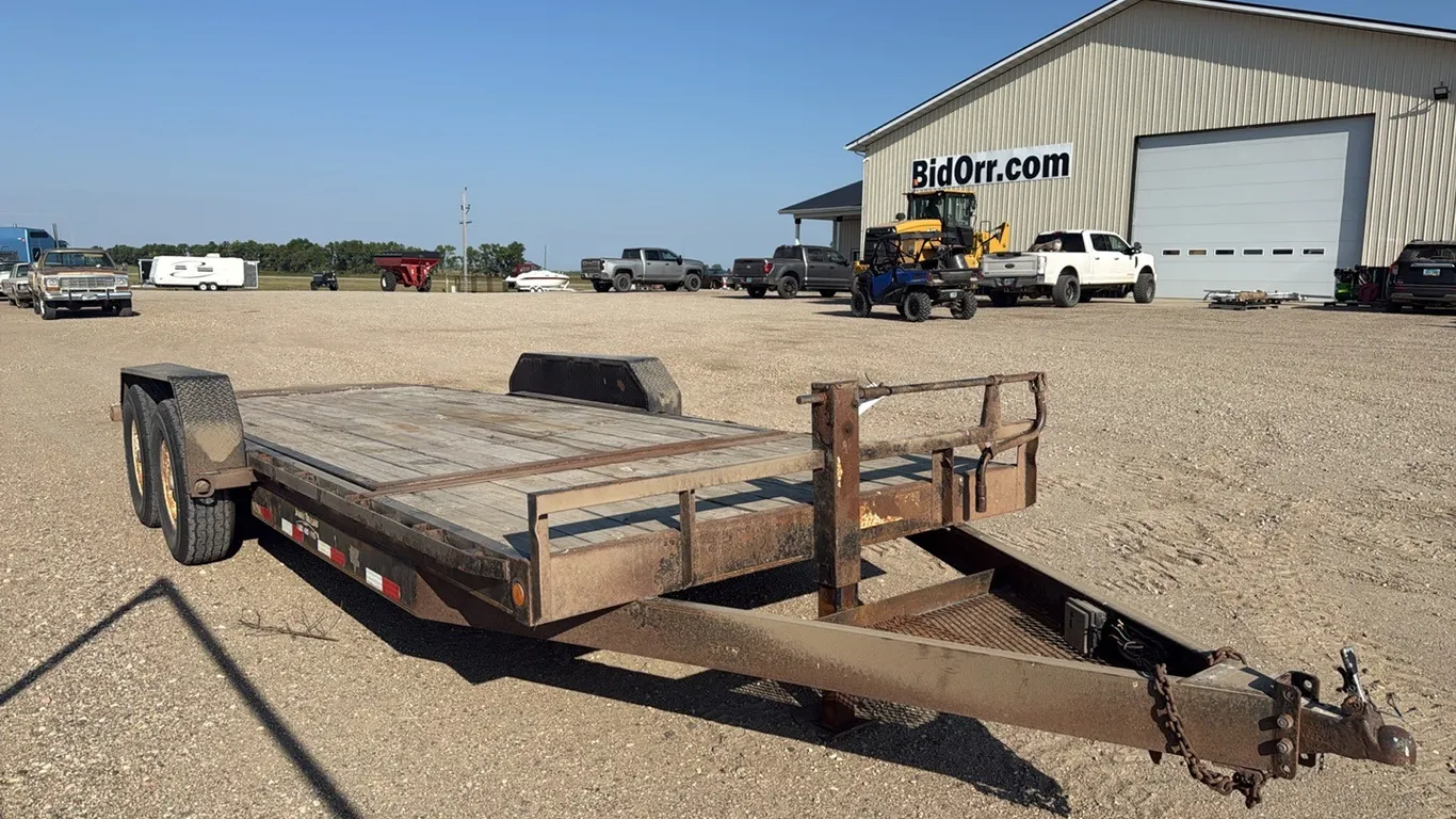 ID 1013 2016 PJ 24ft Tilt Deck Trailer
