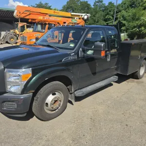 2015 Ford F-350 Super Duty Utility Truck