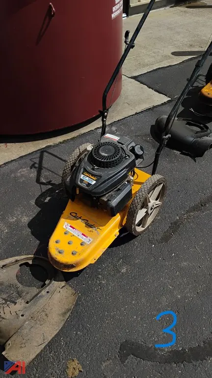 Cub Cadet 22" Wheeled String Trimmer