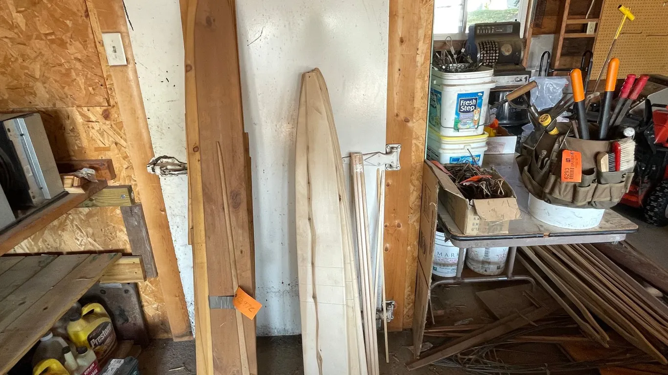 Raccoon and Otter Stretchers