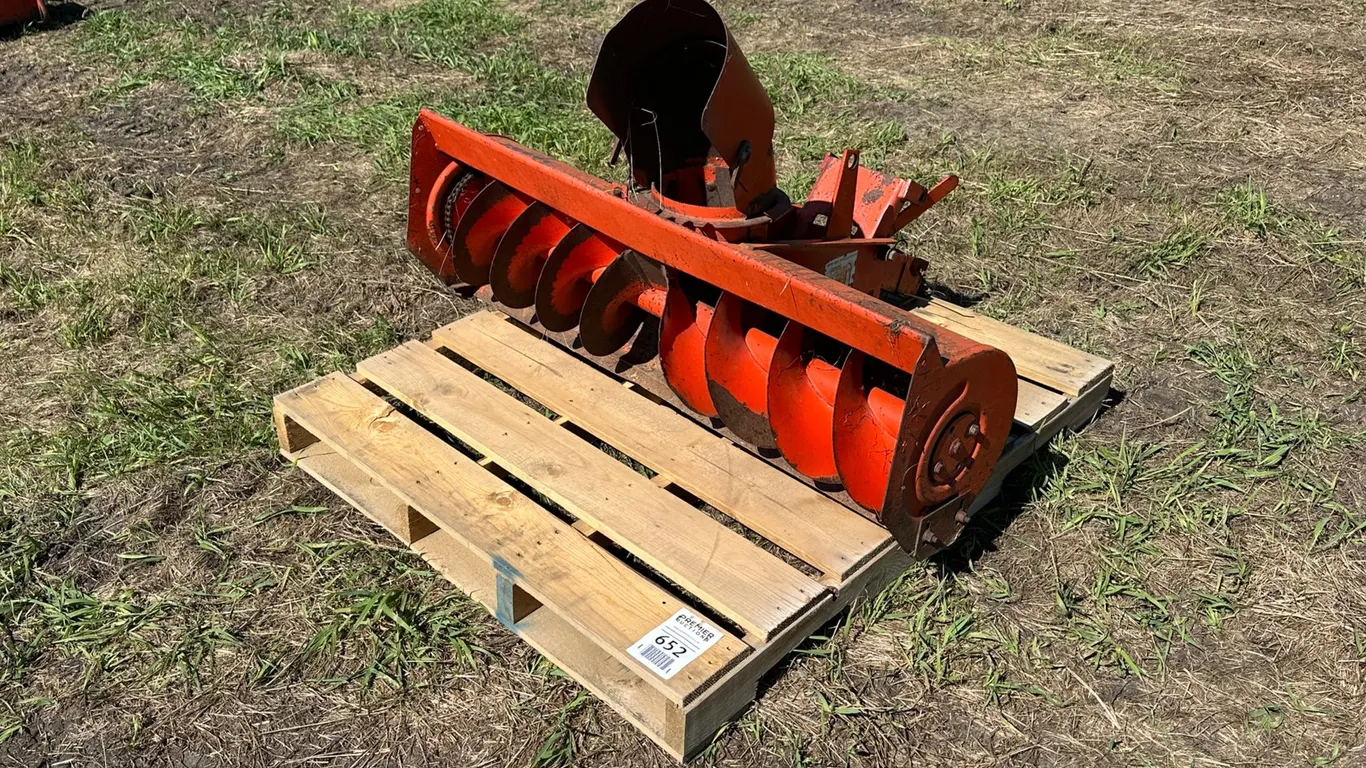 Lot 652