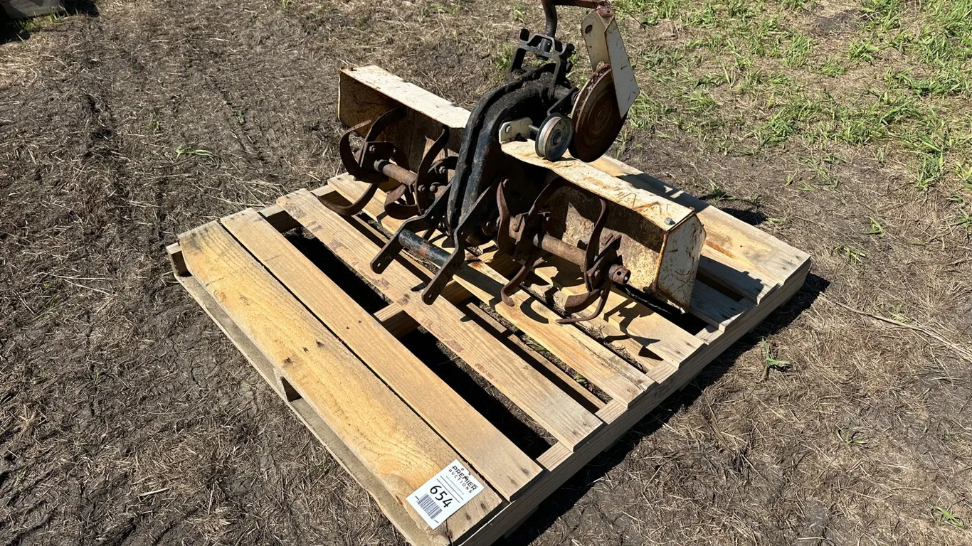 Lot 654