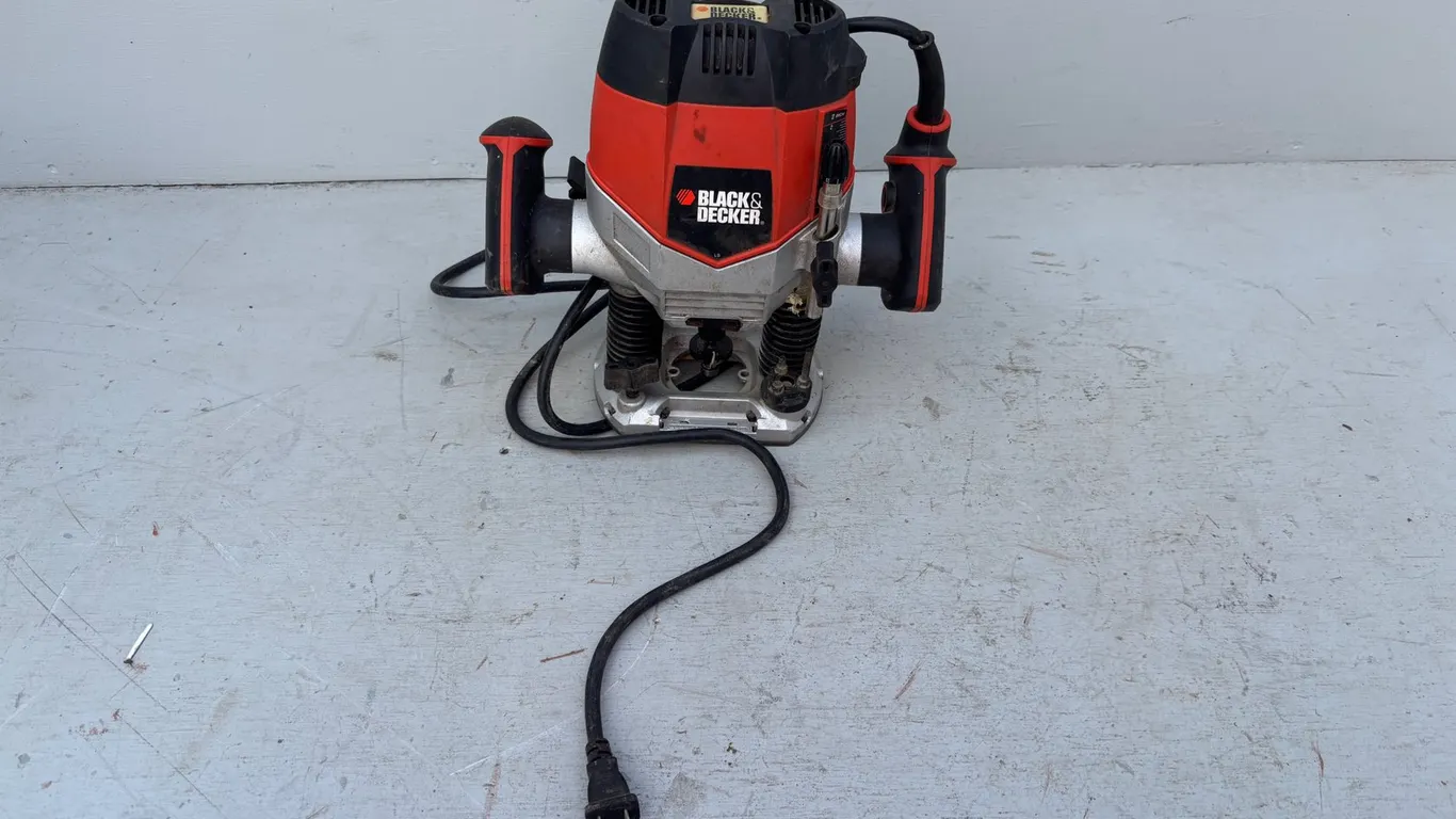 Black and Decker Router