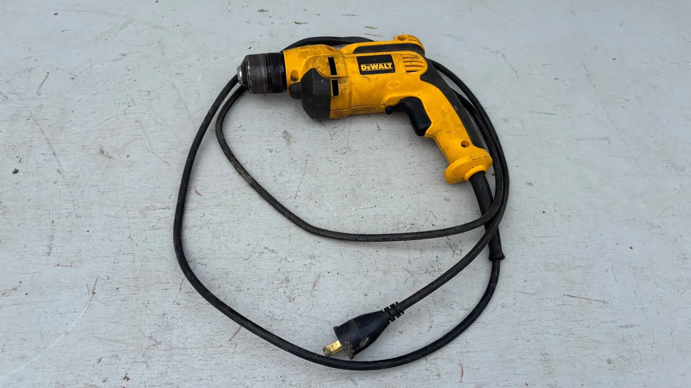 Dewalt 3/8" Drill