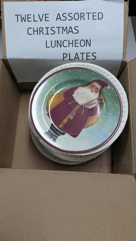 12 Assorted Christmas Luncheon Plates