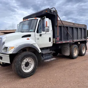 206 INTERNATIONAL 7400