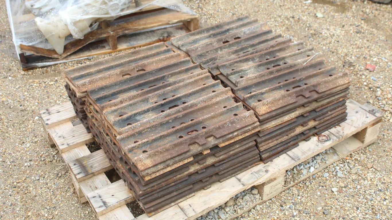 18IN STEEL PADS FOR MINI EXCAVATOR
