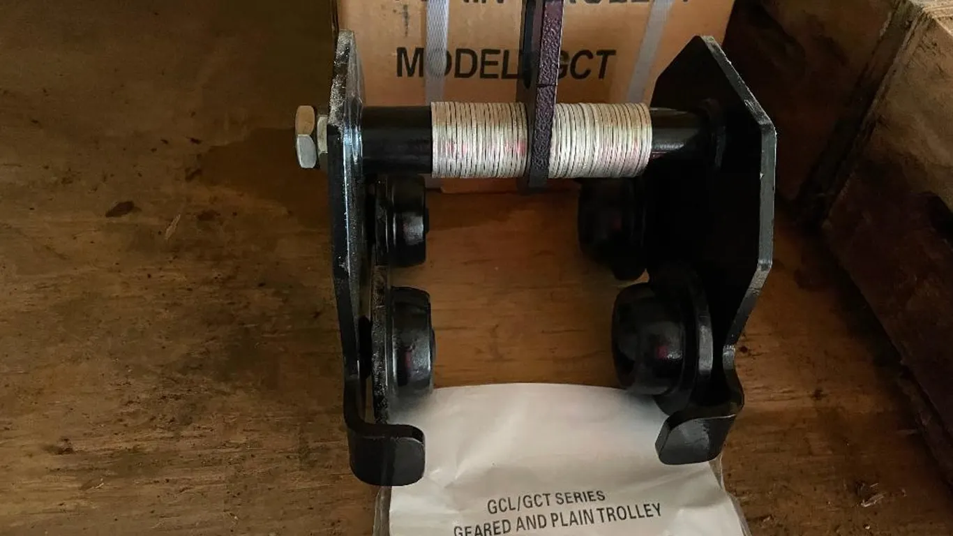 Geared & Plain Trolley