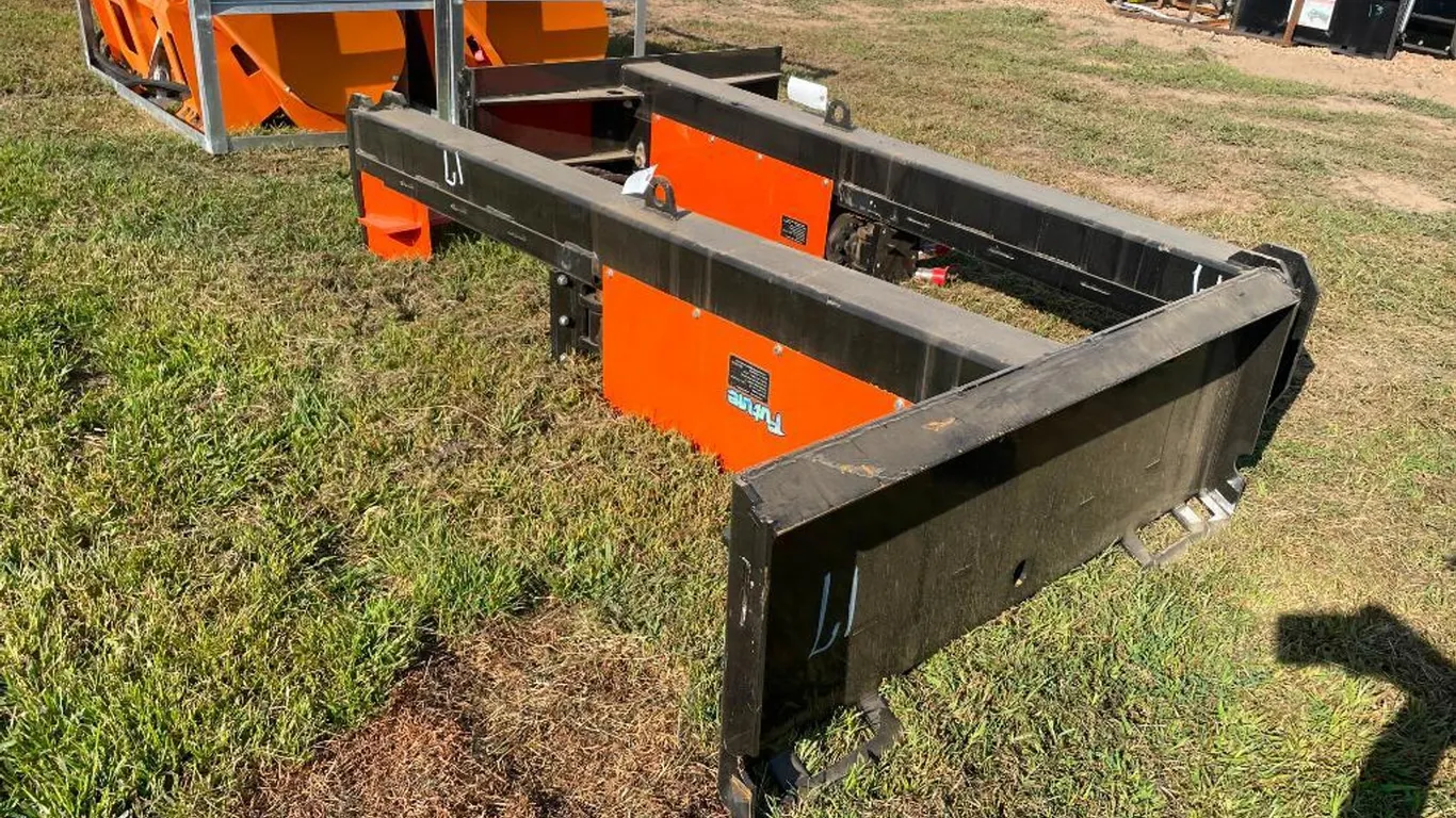 Skidsteer Log Splitter