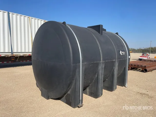 2018 4000 gal Poly Storage Tank