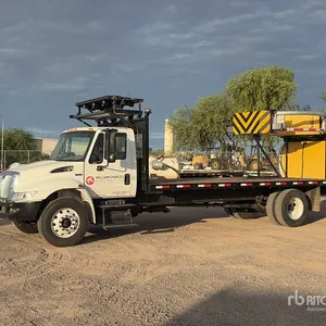 2012 International 4300 4x2 Attenuator Truck