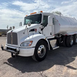2015 Kenworth T370 4000 gal 6x4 Water Truck
