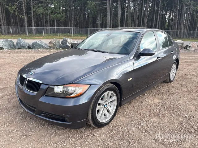 2006 BMW 325i Automobile