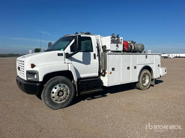 2006 Chevrolet C7500 4x2 Service Truck