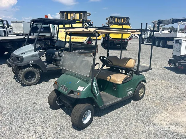 E-Z-Go TXT 48 Electric Golf Cart