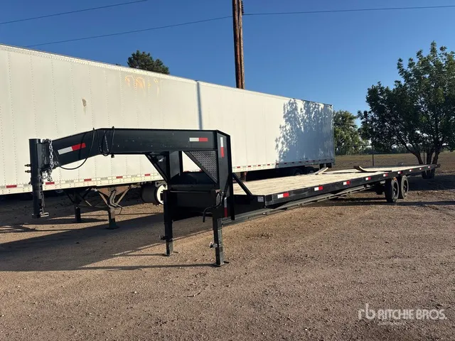 2023 Stryker 40 ft T/A Gooseneck Equipment Trailer