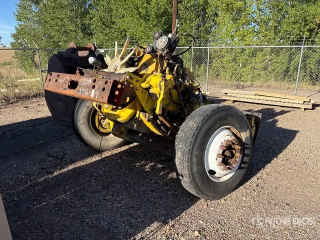 295/75 R22.5 Front End Truck Tires and Engine Tires