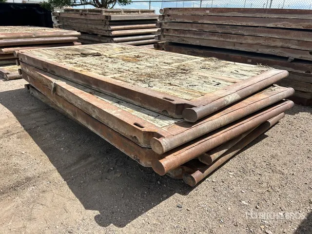 Quantity of (5) 8 ft x 14 ft Rig Mats