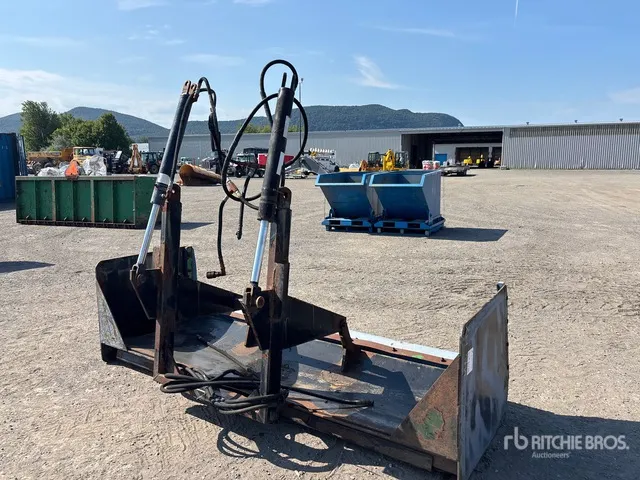 Extendable Snow Pusher - Fits John Deere 6430
