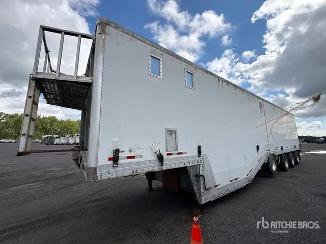 2017 Manac 53 ft x 102 in Quad/A Chip Trailer