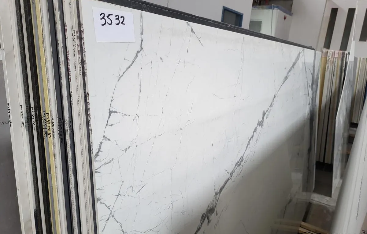 Invisible Aporium Porcelain Slab
UNRESERVED