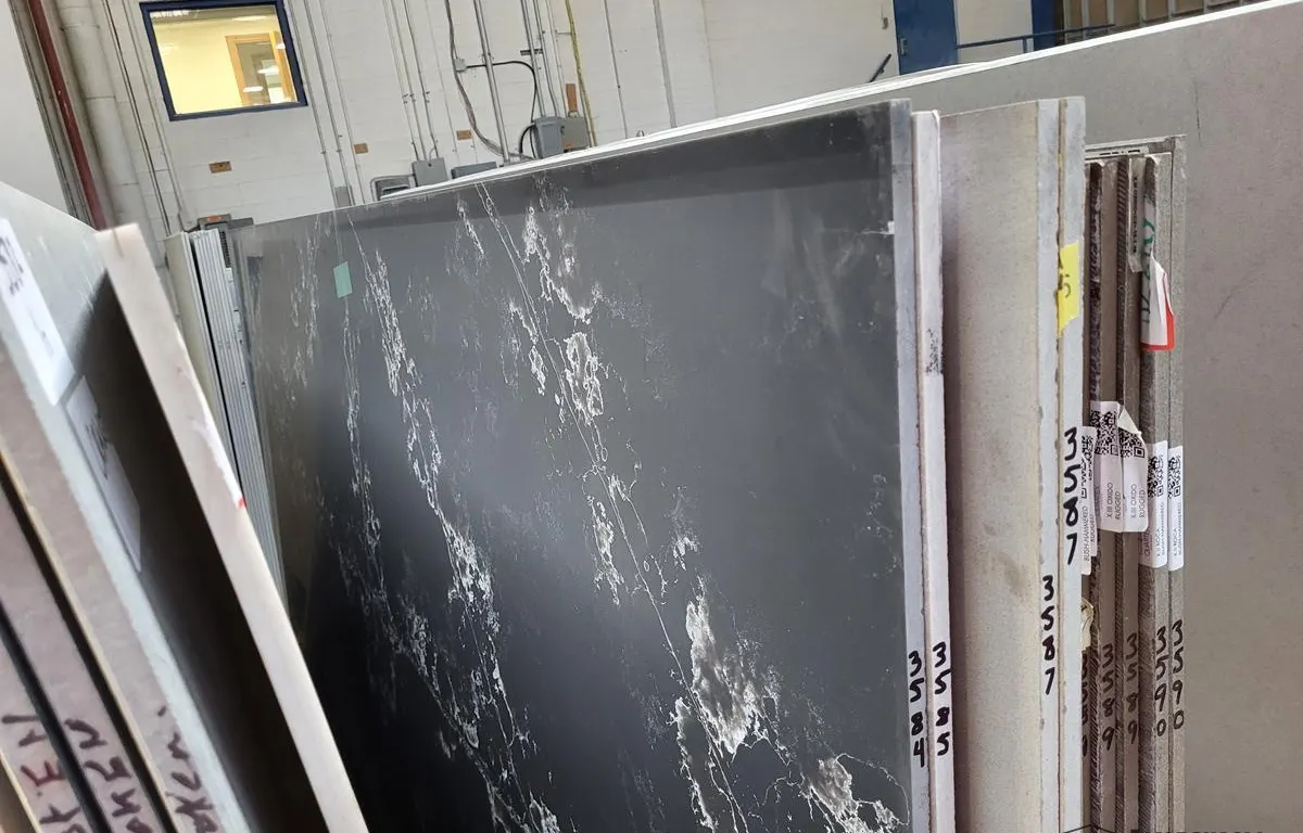 Black Porcelain Slab
UNRESERVED