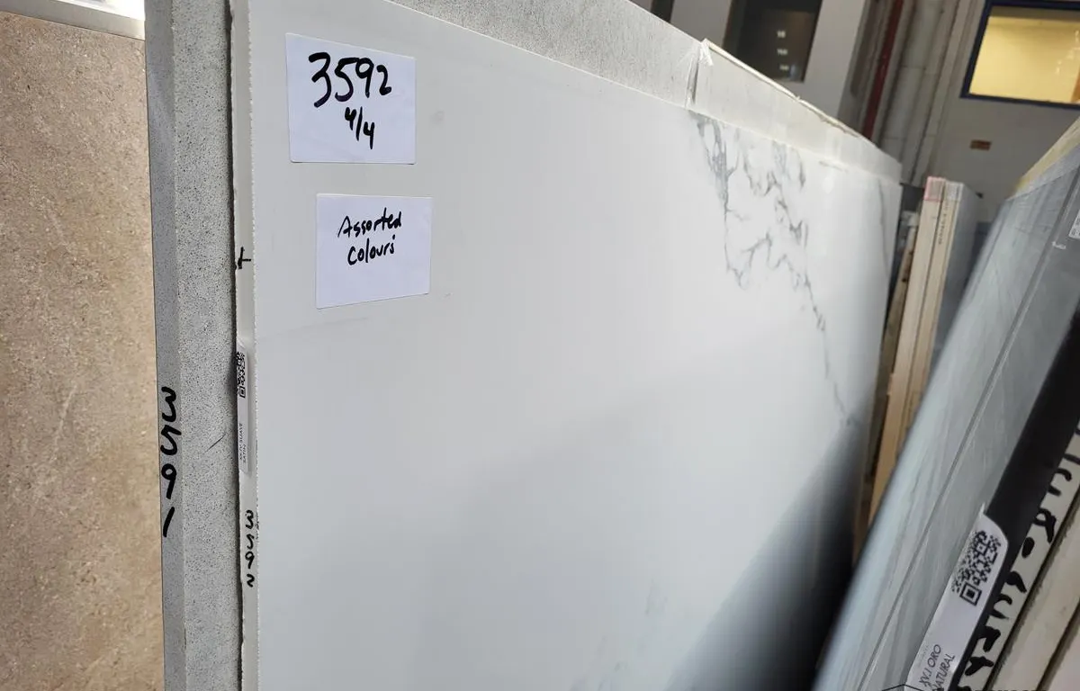 (4) Assorted Porcelain Slabs
UNRESERVED