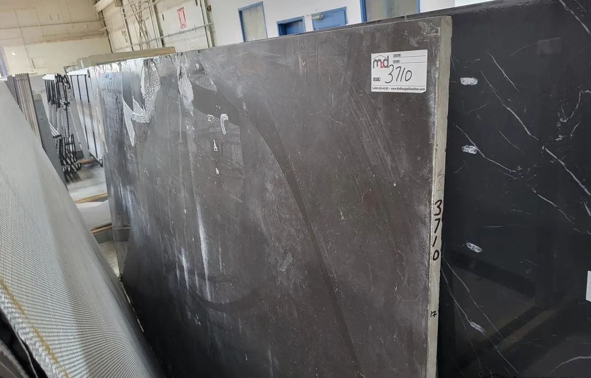 Leada Quartz Slab
UNRESERVED