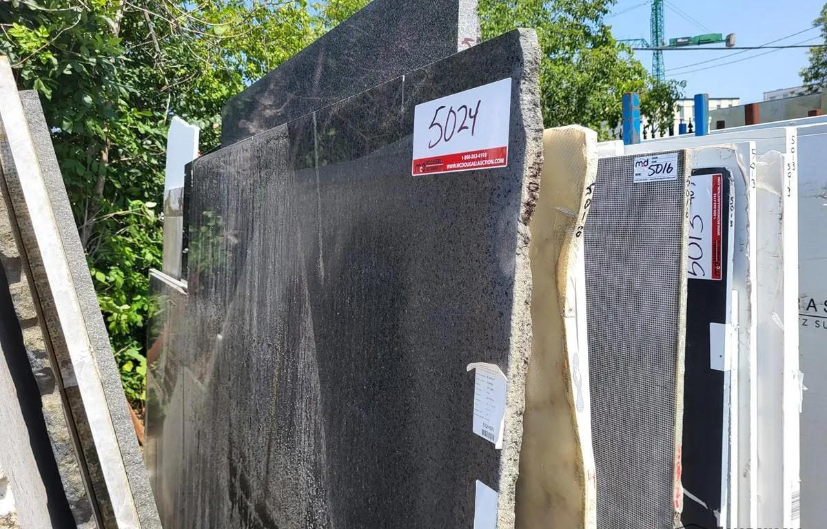Cut Stone Slab
UNRESERVED