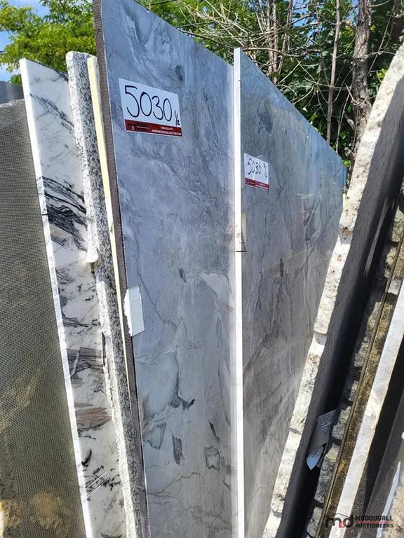 Cut Stone Slab
UNRESERVED