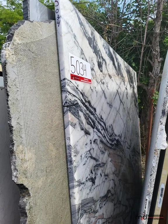 Cut Stone Slab
UNRESERVED