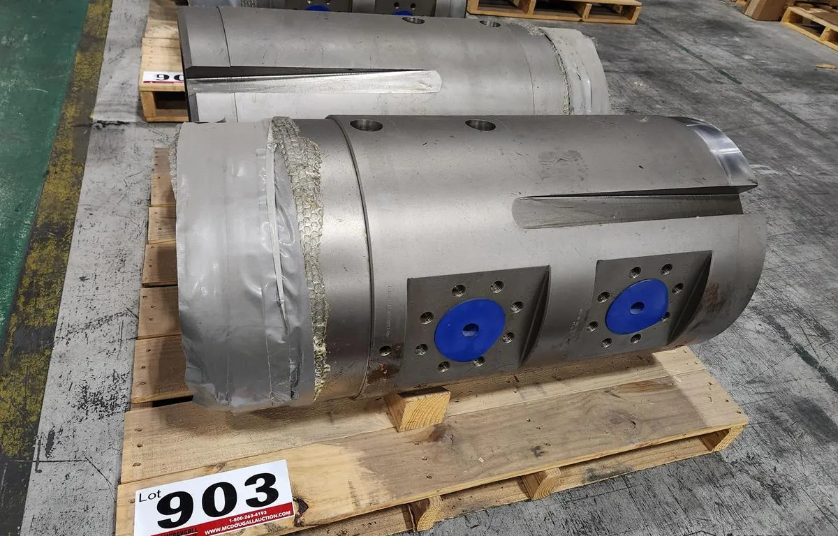 (2) MN-DS Casing Head Housings
UNRESERVED