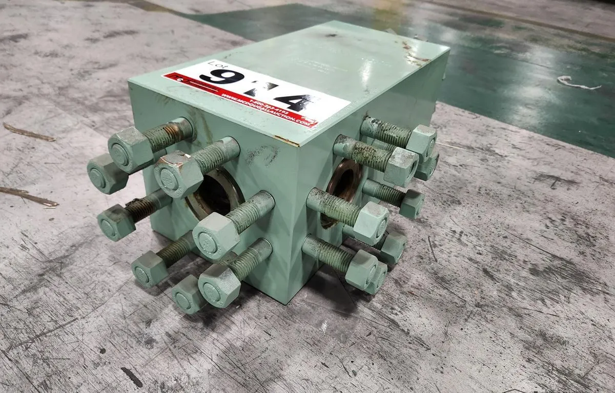 API 6A Bolted Wellhead Adapter Block
UNRESERVED