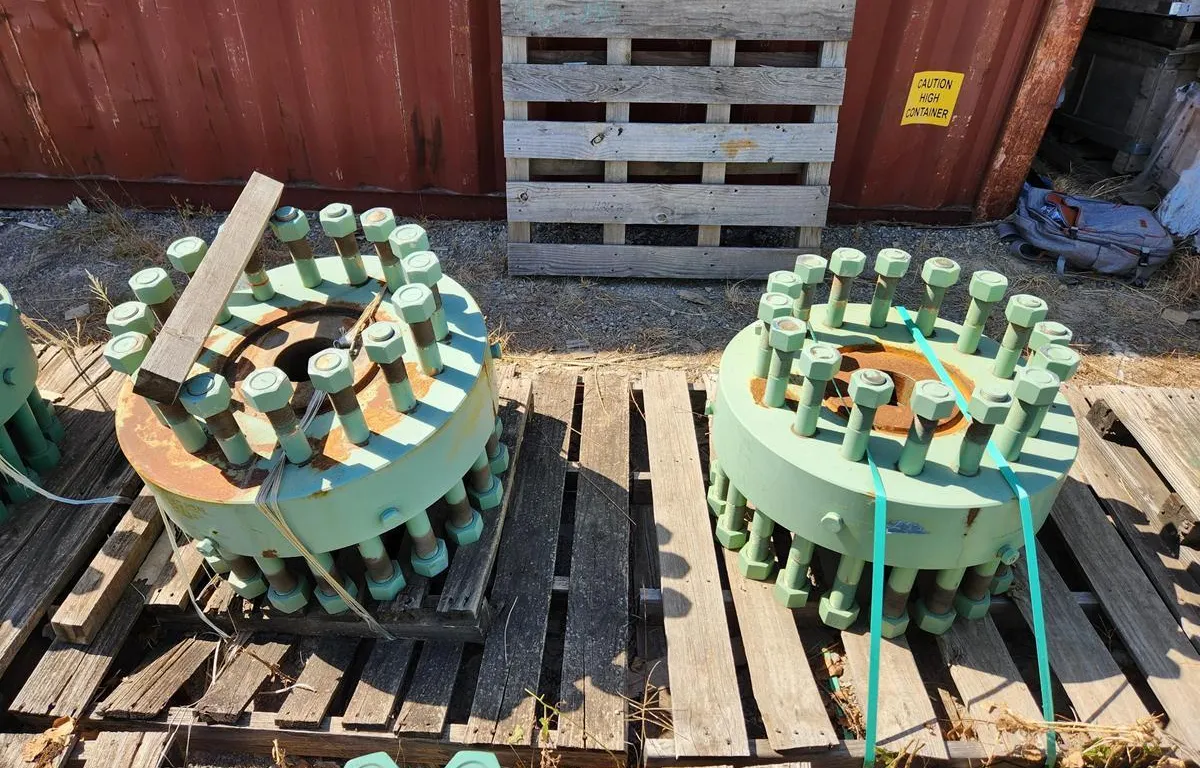 (2) Wellhead Tubing Head Spools
UNRESERVED