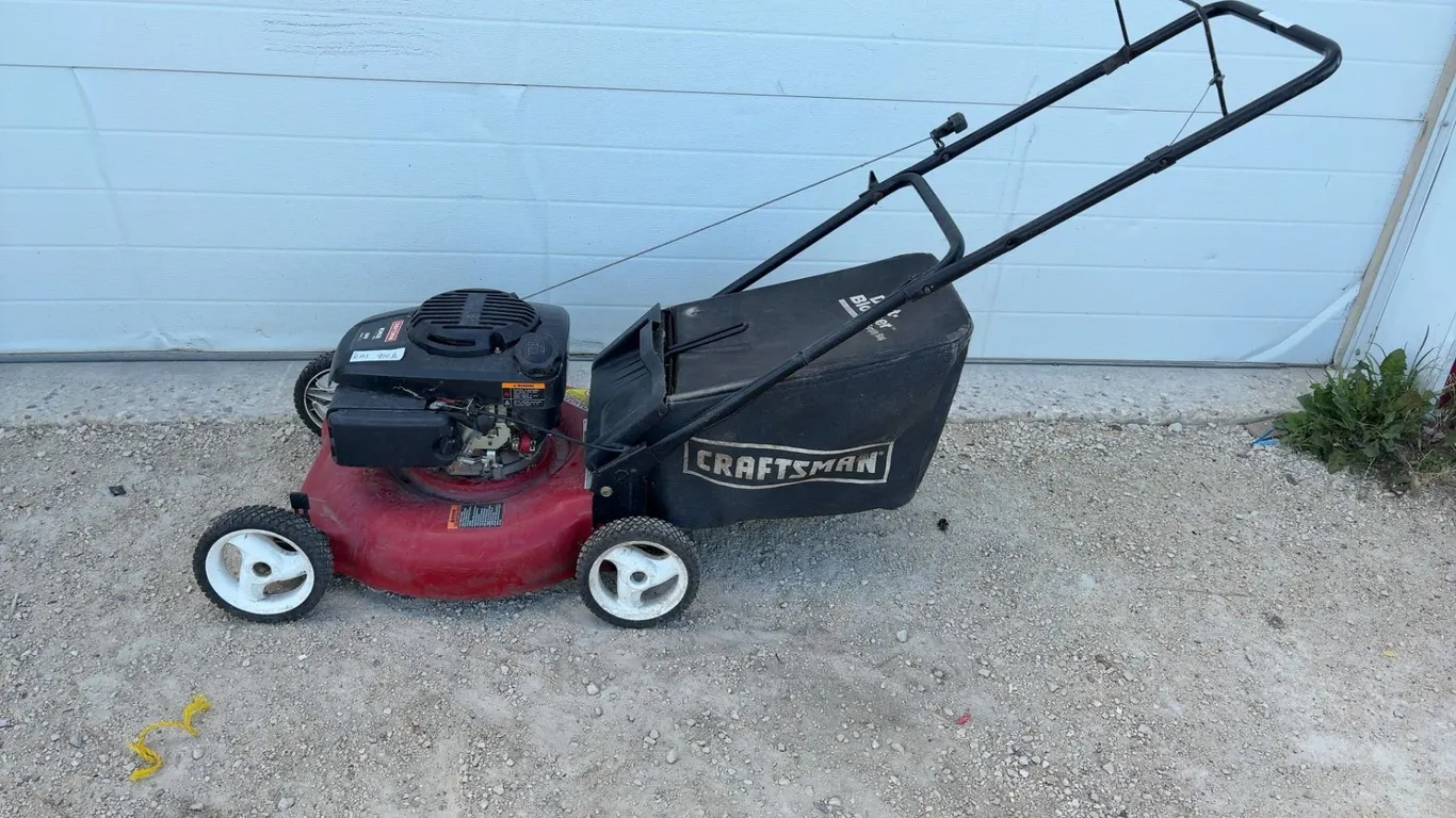 Craftsman Push Lawn Mower with Kohler OHV Engine and Dust-Blocker Grass Bag