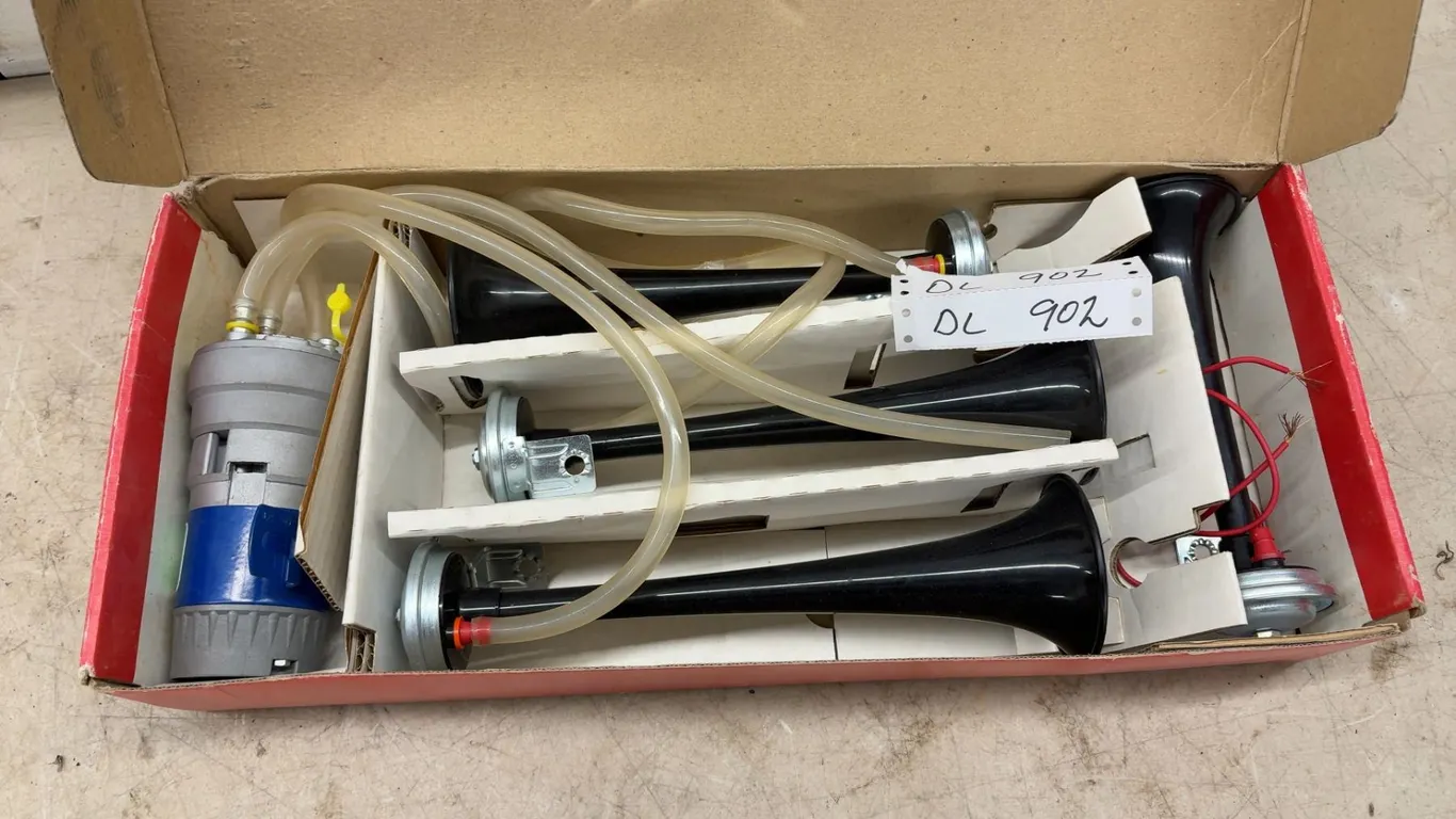 Stebel Music Musical Air Horn Kit with Three Horns, Compressor, and Tubing