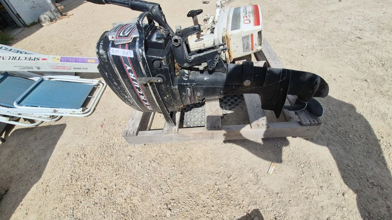 Mercury 7.5 HP Outboard Motor