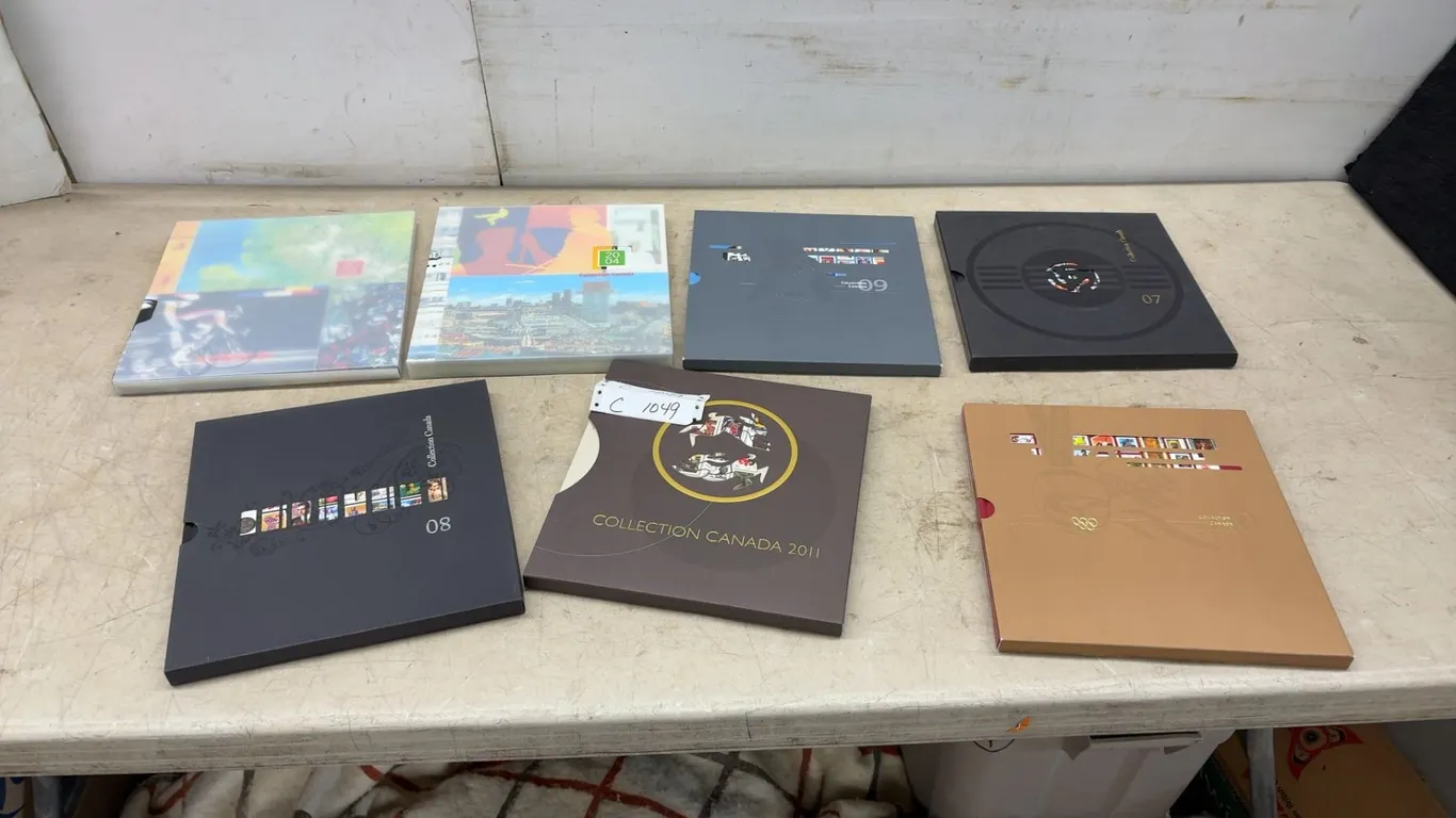 Canada Post Collection Canada Annual Stamp Yearbooks, 2003, 2004, 2007, 2008, 2009 and 2011