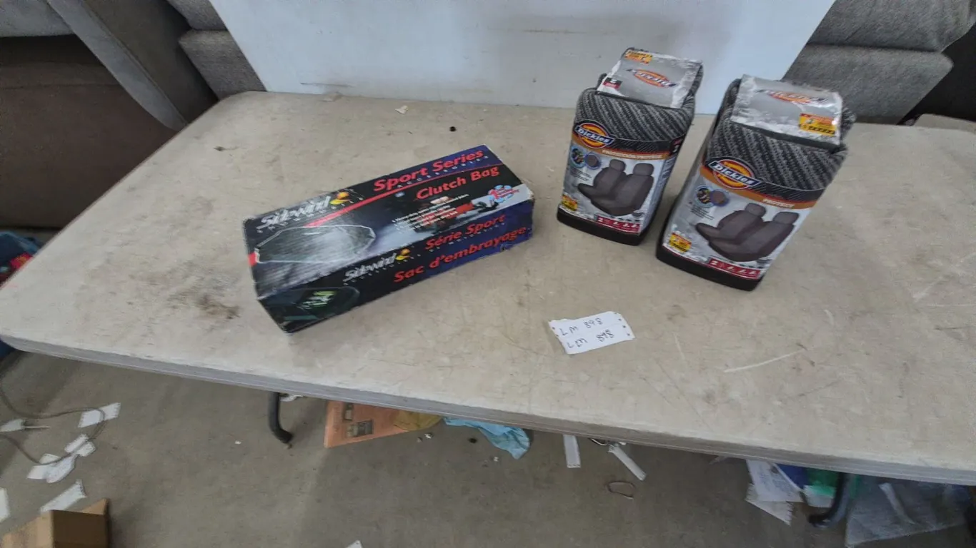 Dickies Protect Seat Covers and Sidewind Snowmobile Sport Series Clutch Bag