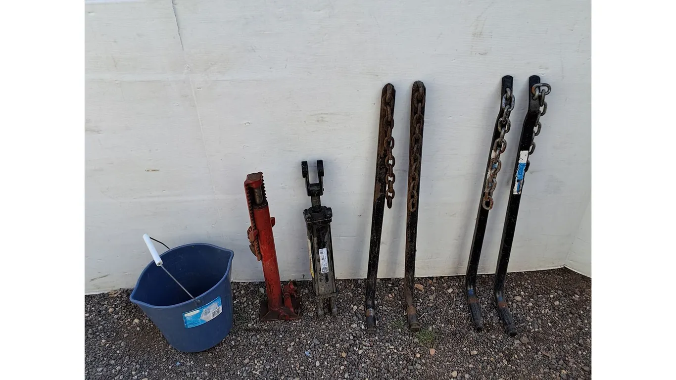 **(2) Sets of Load Leveling Bars No Hitch, Hydraulic Cylinger, Jack, Bucket No Shipping