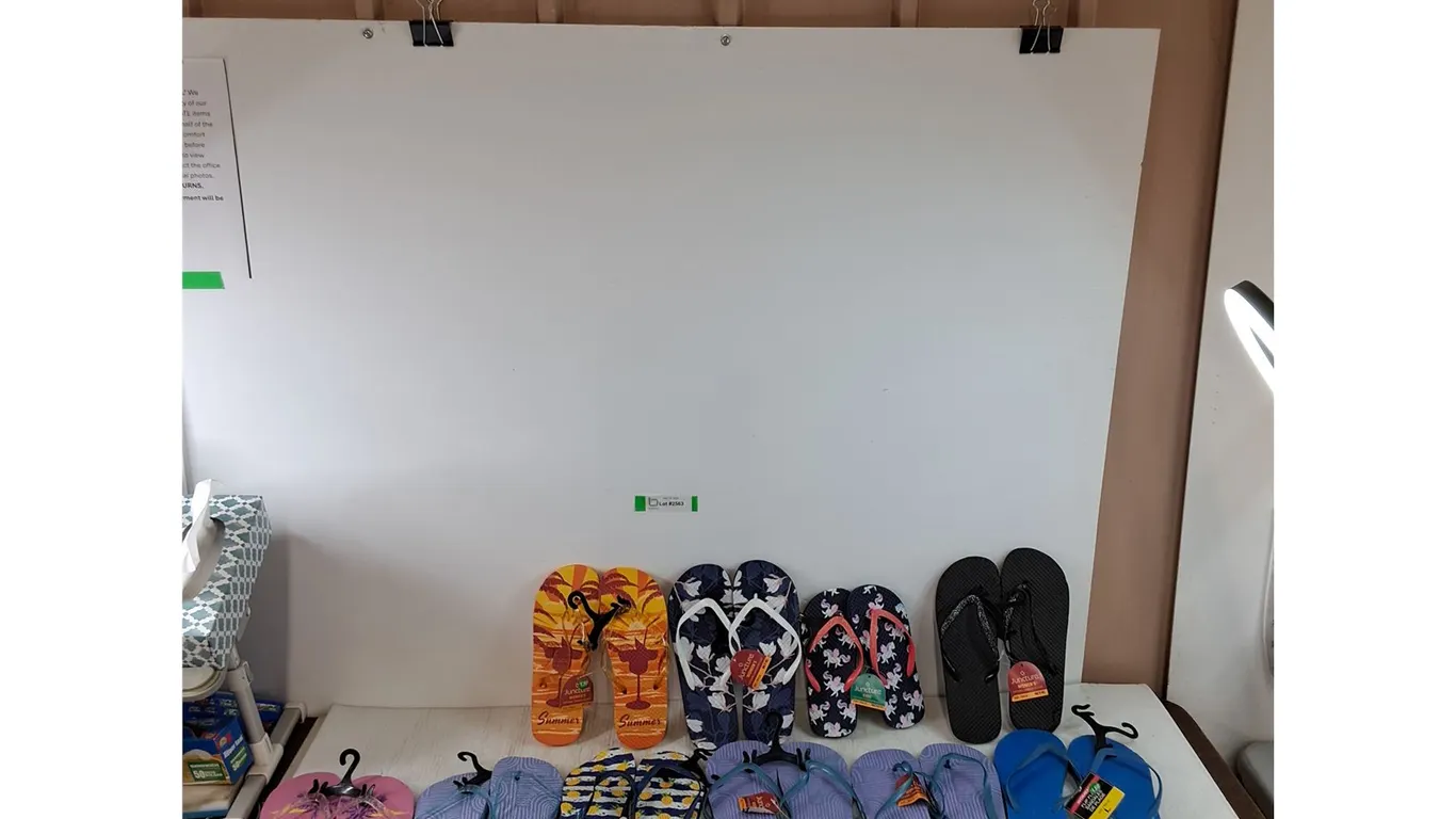 (16) Pairs of Sandals Assorted Sizes, Women, Children, Sizes 13/1, 7-8, 5-6, 11-12