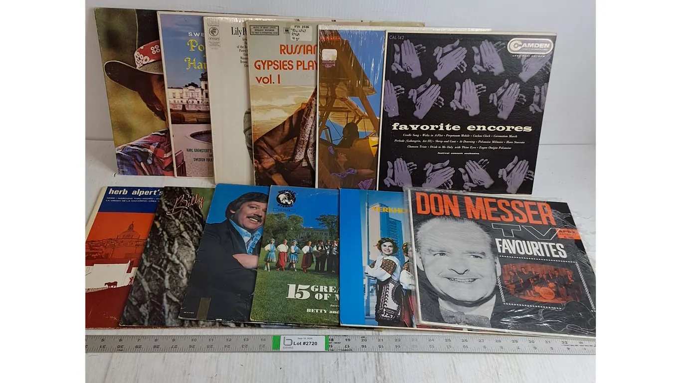 (12) Records-Various Artists-some empty