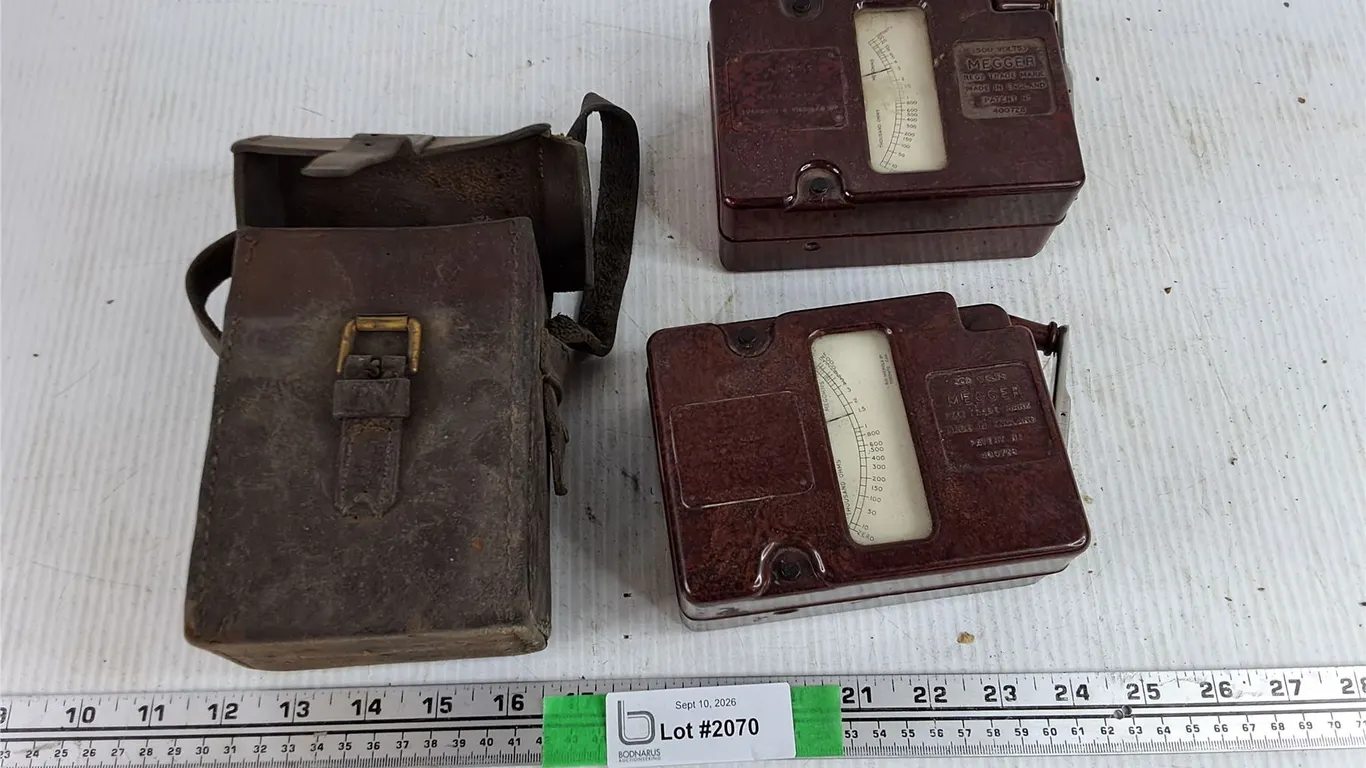 (2) 500 Volts Meggers - As Is